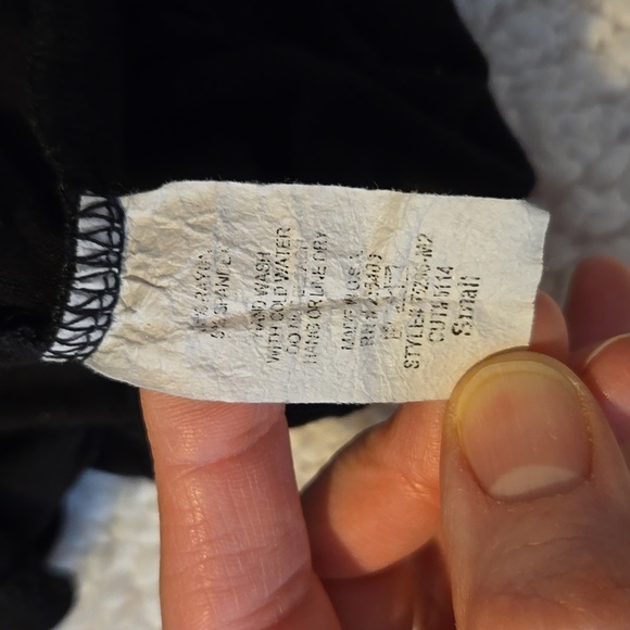 Urban Episode Graphic Tee - Picture 4 of 4